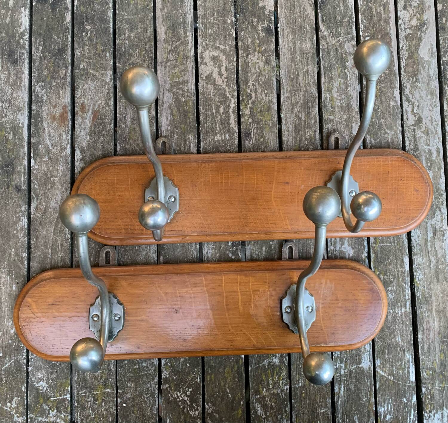 Wall-mounted coat rack