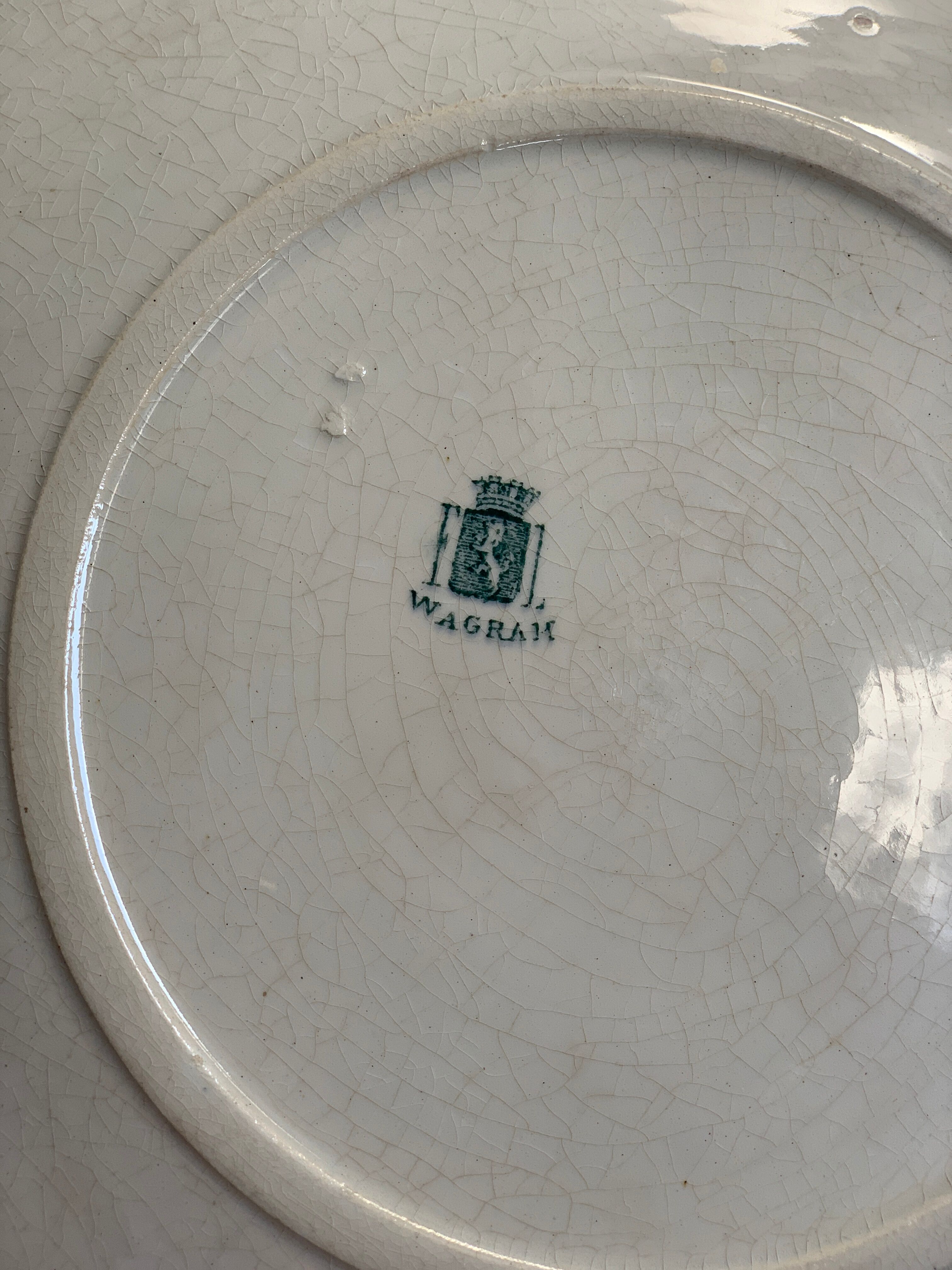 Plates Iron Earth Wagram