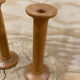 Paire de bougeoirs scandinaves en bois