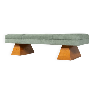 Banc contemporain en