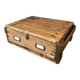 Raw wooden box “The weasel & the hedgehog”