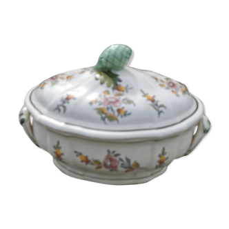 Vegetable, half porcelain of Lunéville, Keller and Guérin, floral decoration.