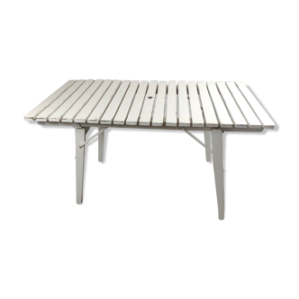 Table de jardin pliante blanche vintage en bois