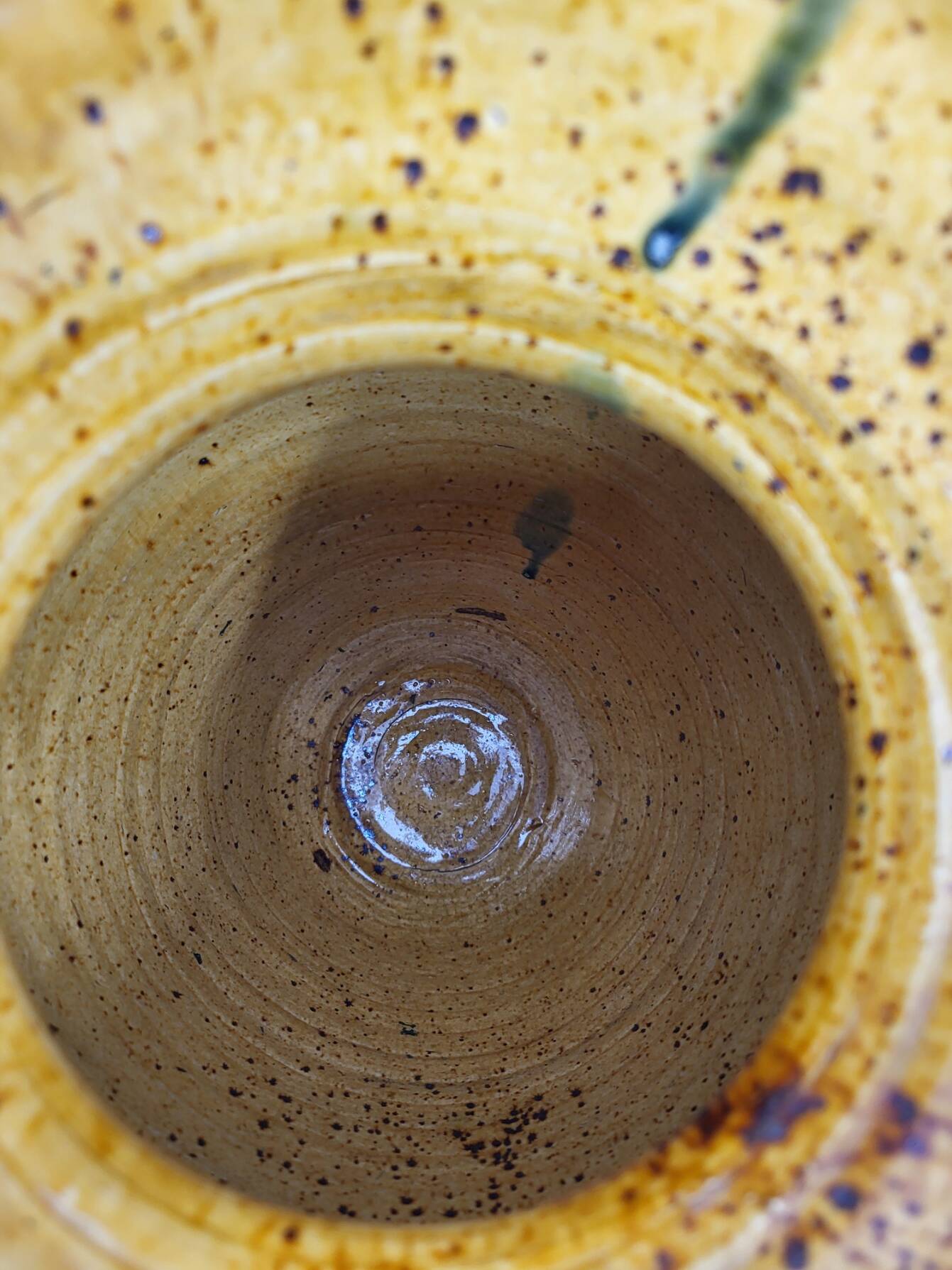 Atelier Primavera ceramic vase, France, Art Deco, 20th century