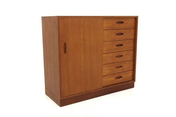 Armoire ''Domi Monté'' en teck, Nils Jonssons, Suède, 1960