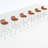 Ensemble de six tabourets de bar Charlotte Perriand, Station de ski des Arcs, France, 1960