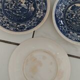 3 old saucers