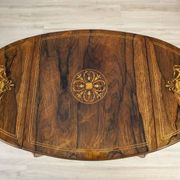 Table à thé en palissandre marqueté, années 1890