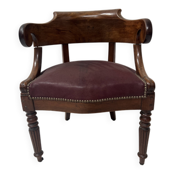 Empire-style mahogany and veneer office chair from the 19th century.
