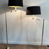 Paire de lampes liseuses ajustables à bras amovibles en laiton attribué à la Maison Jansen