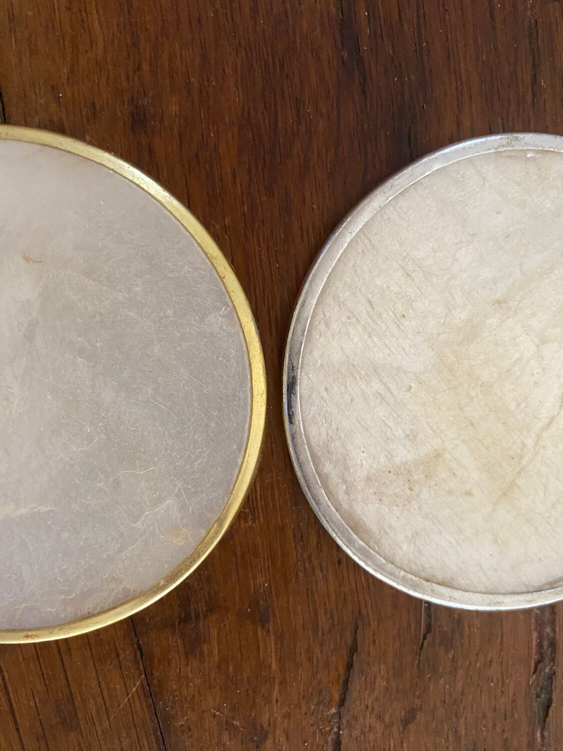 Set of 12 coasters in mother-of-pearl and gilded metal