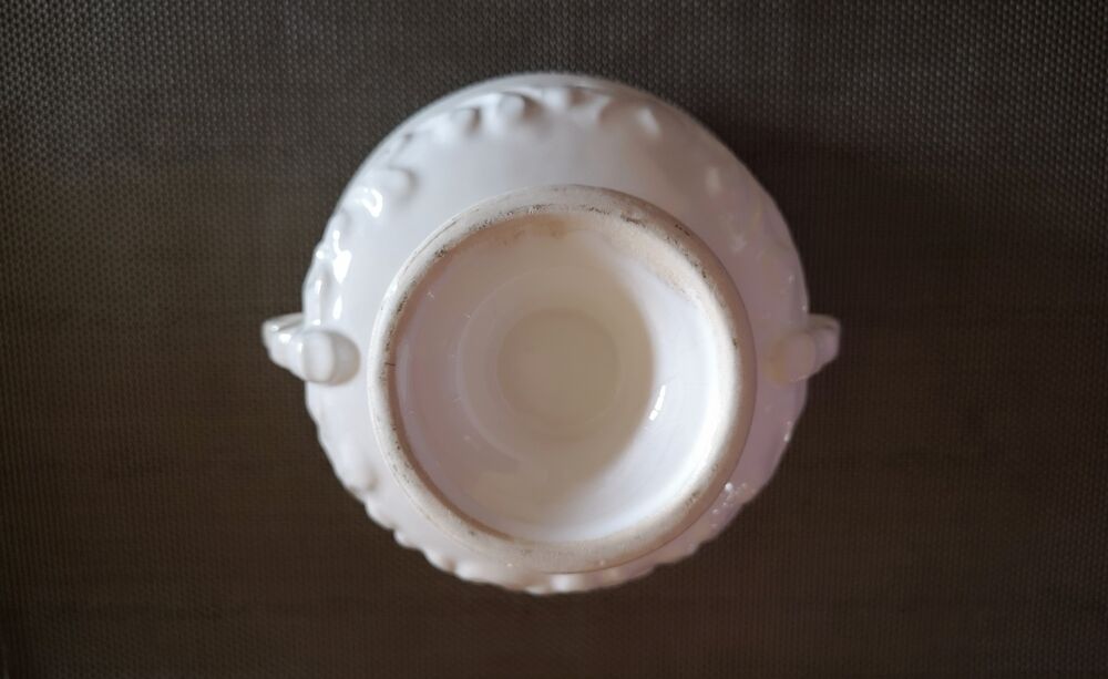 White enamelled Medici cup 1960/1970