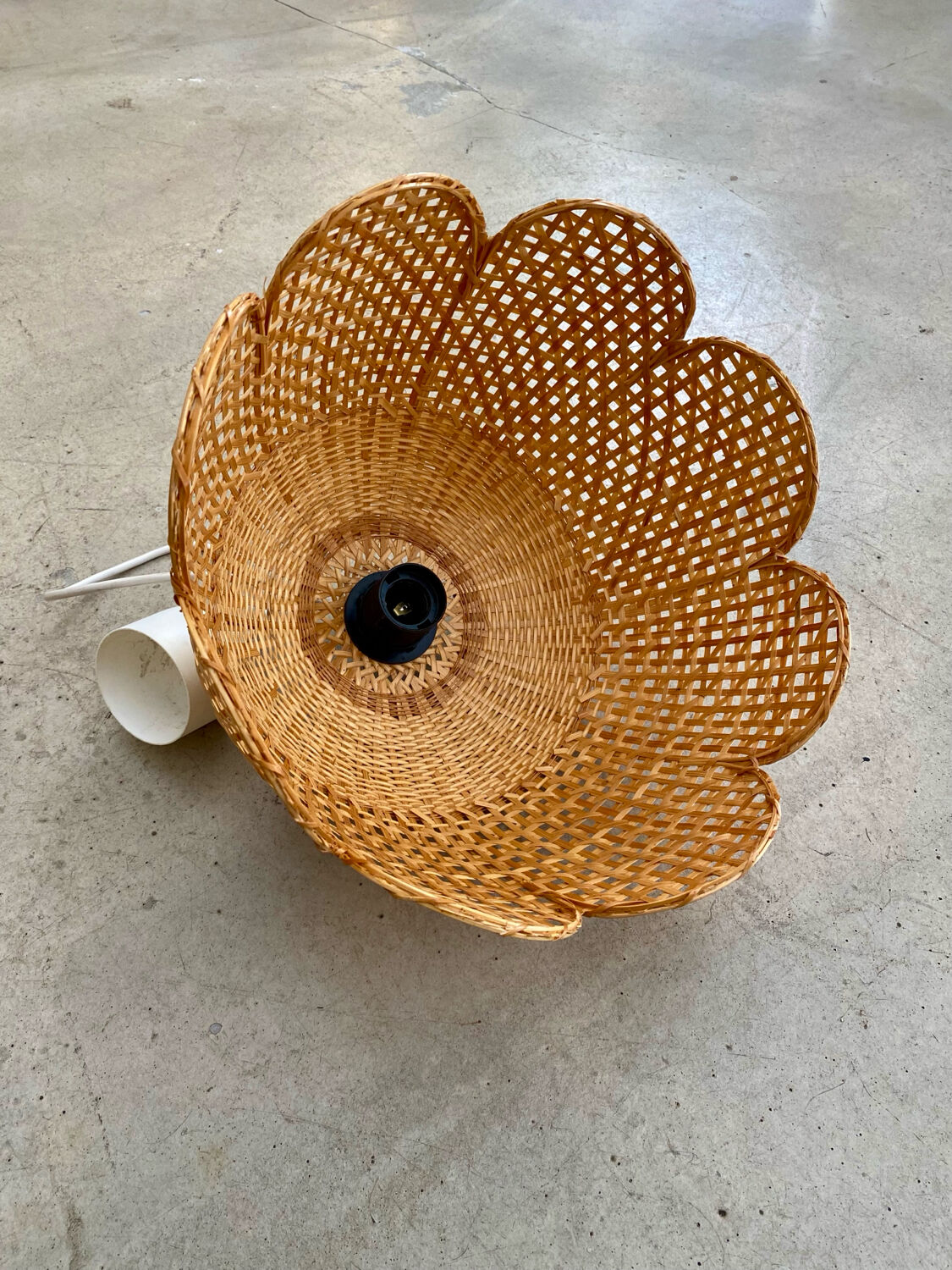 Rattan pendant light