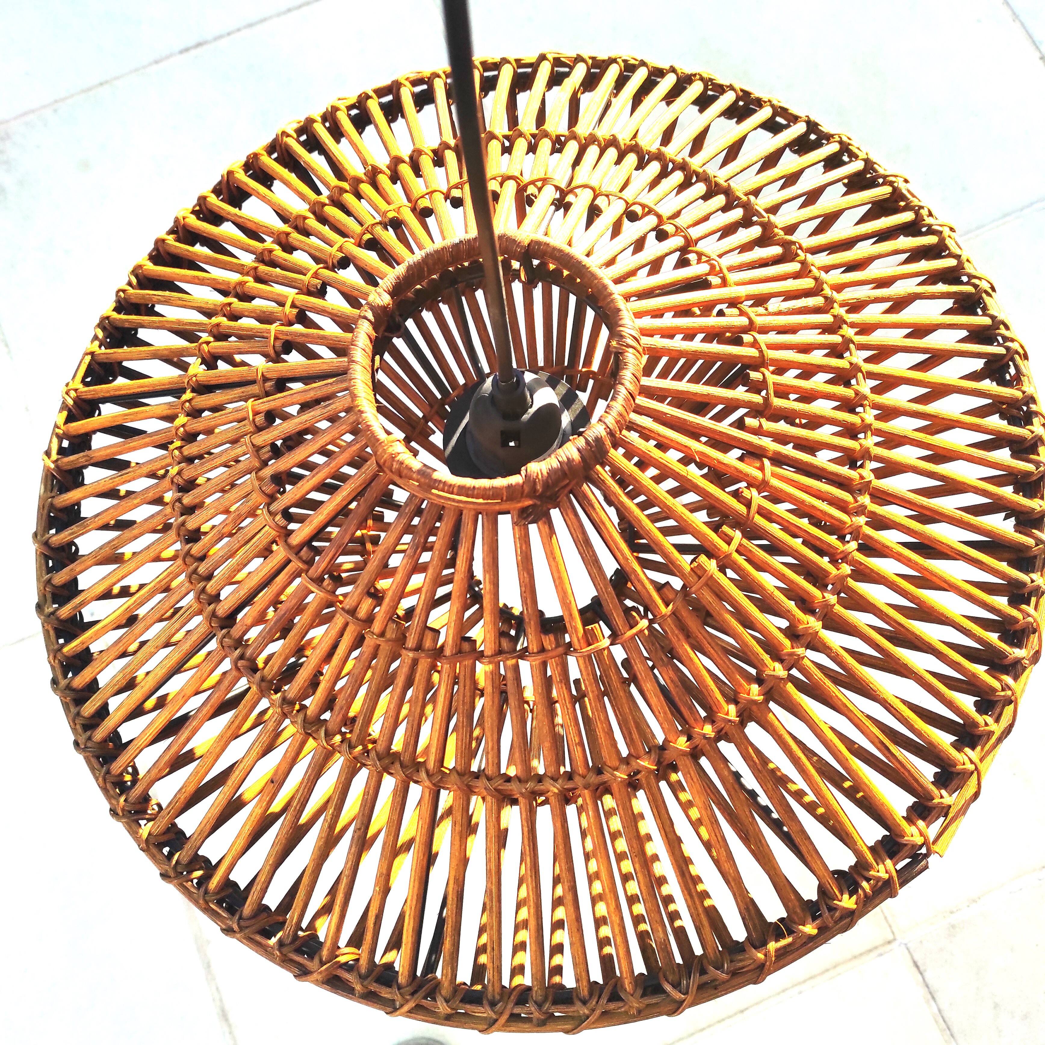 Vintage rattan pendant light with a diameter of 45cm