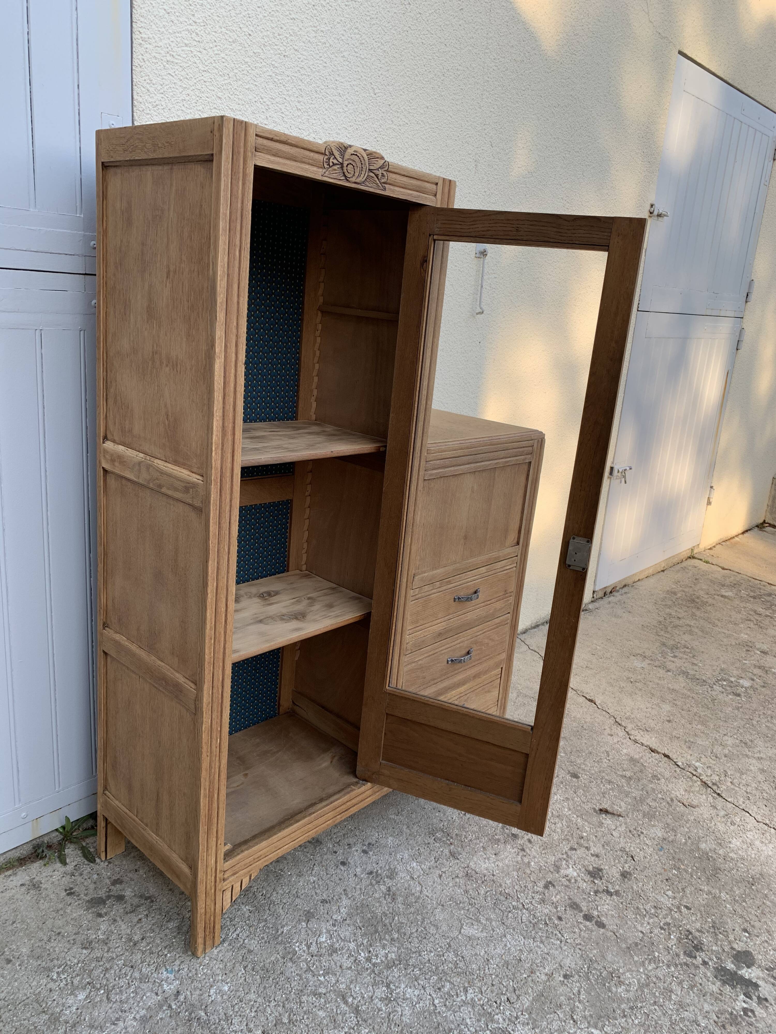 Art Deco asymmetrical glass Parisian wardrobe 1930
