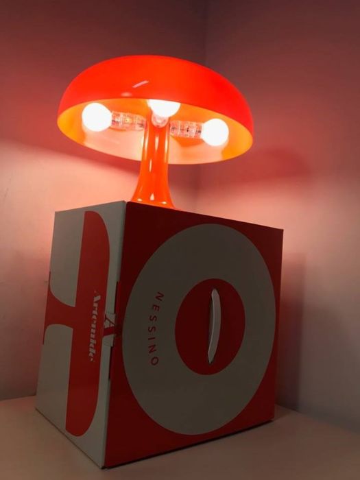 Artemide - lampe de table - nessino