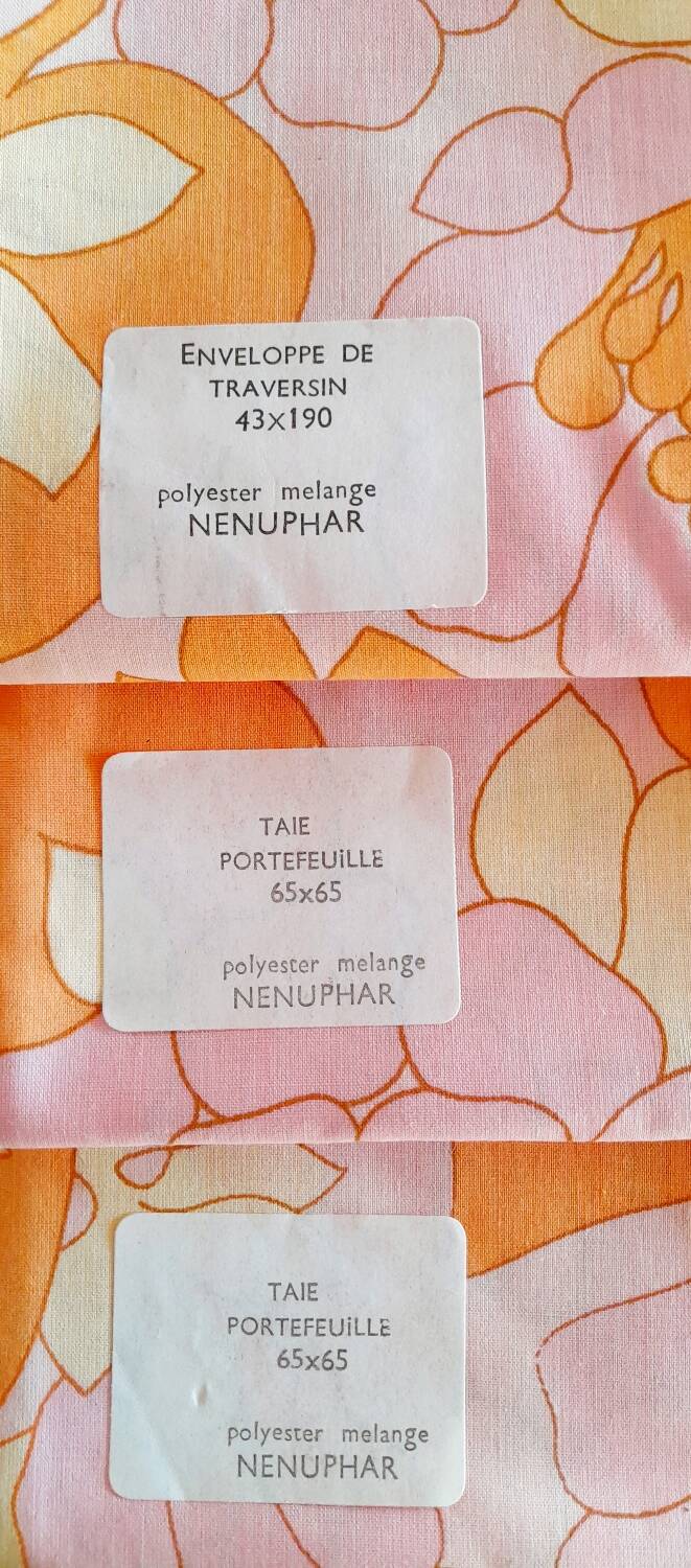 70s floral pillowcases