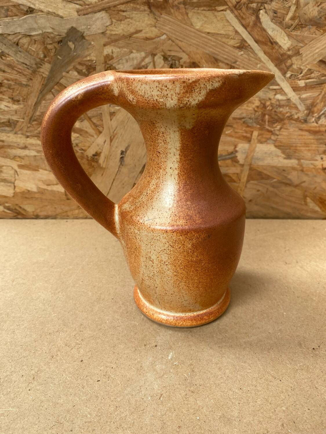 Ancien pichet les grottes dieulefit céramique beige vintage