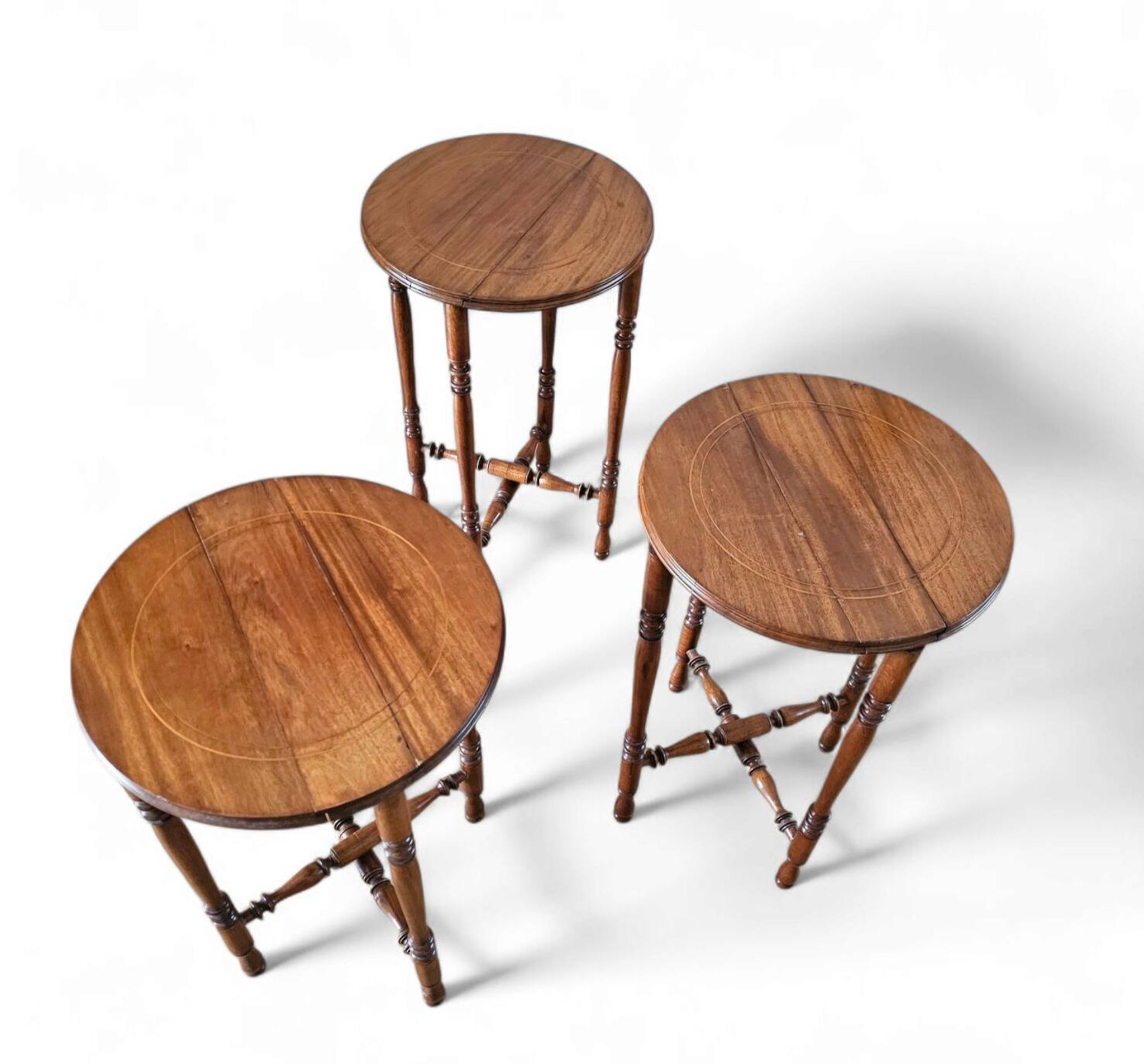 20th-century Art Deco / nesting table 3 x / attributed to Maison Franck
