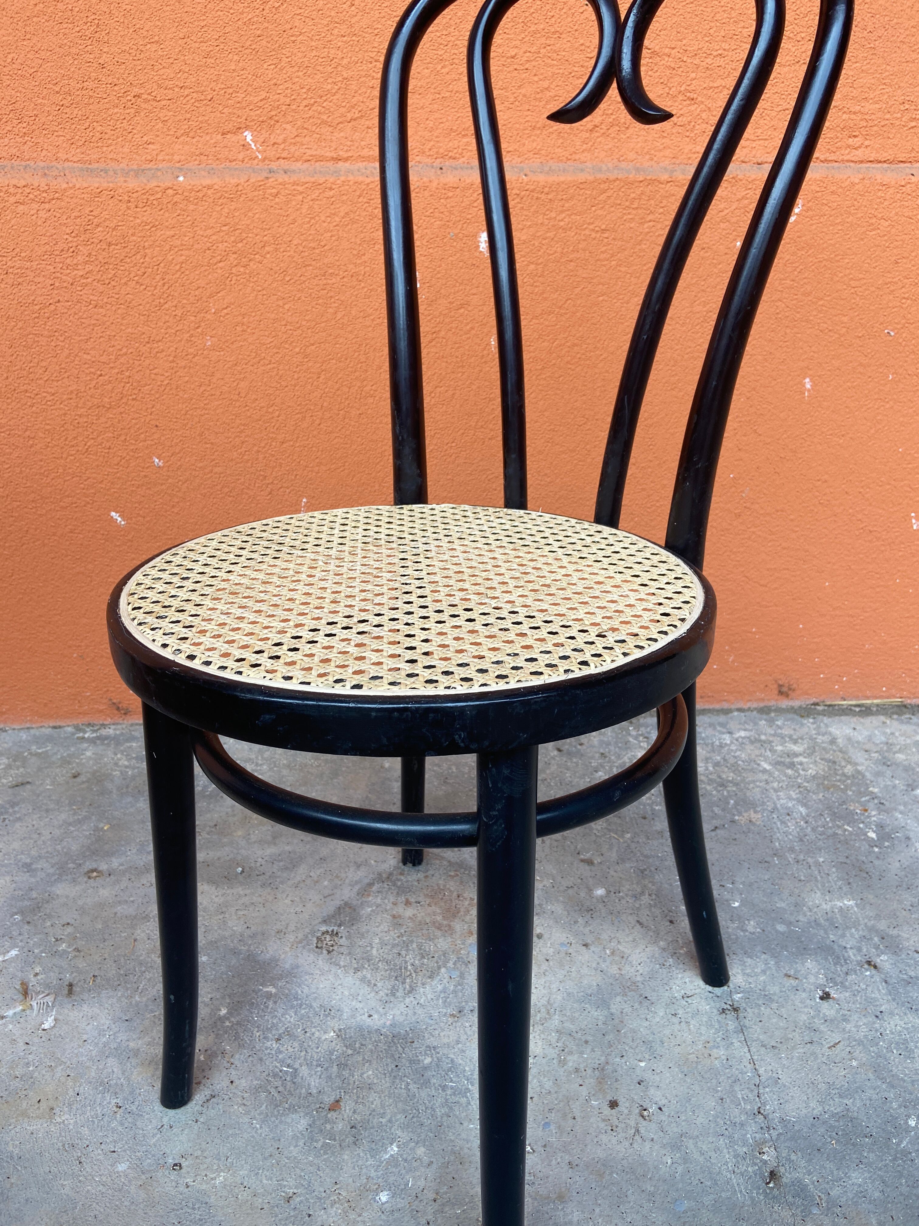 Set of 6 bistro chairs