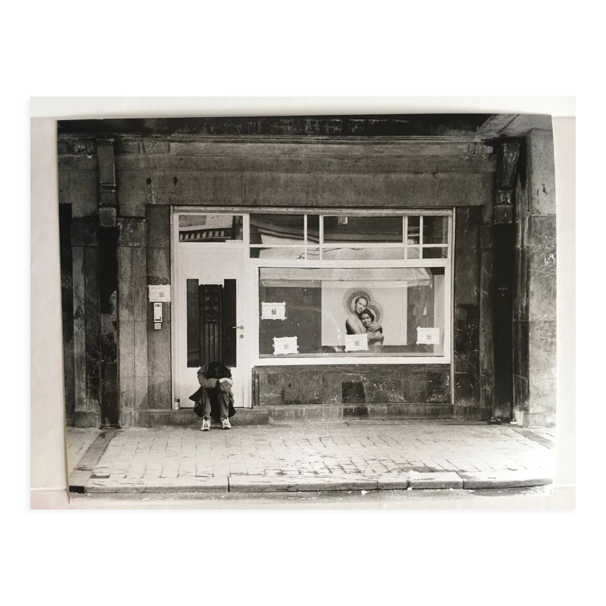Original photo, 90s. architecture couple graphics