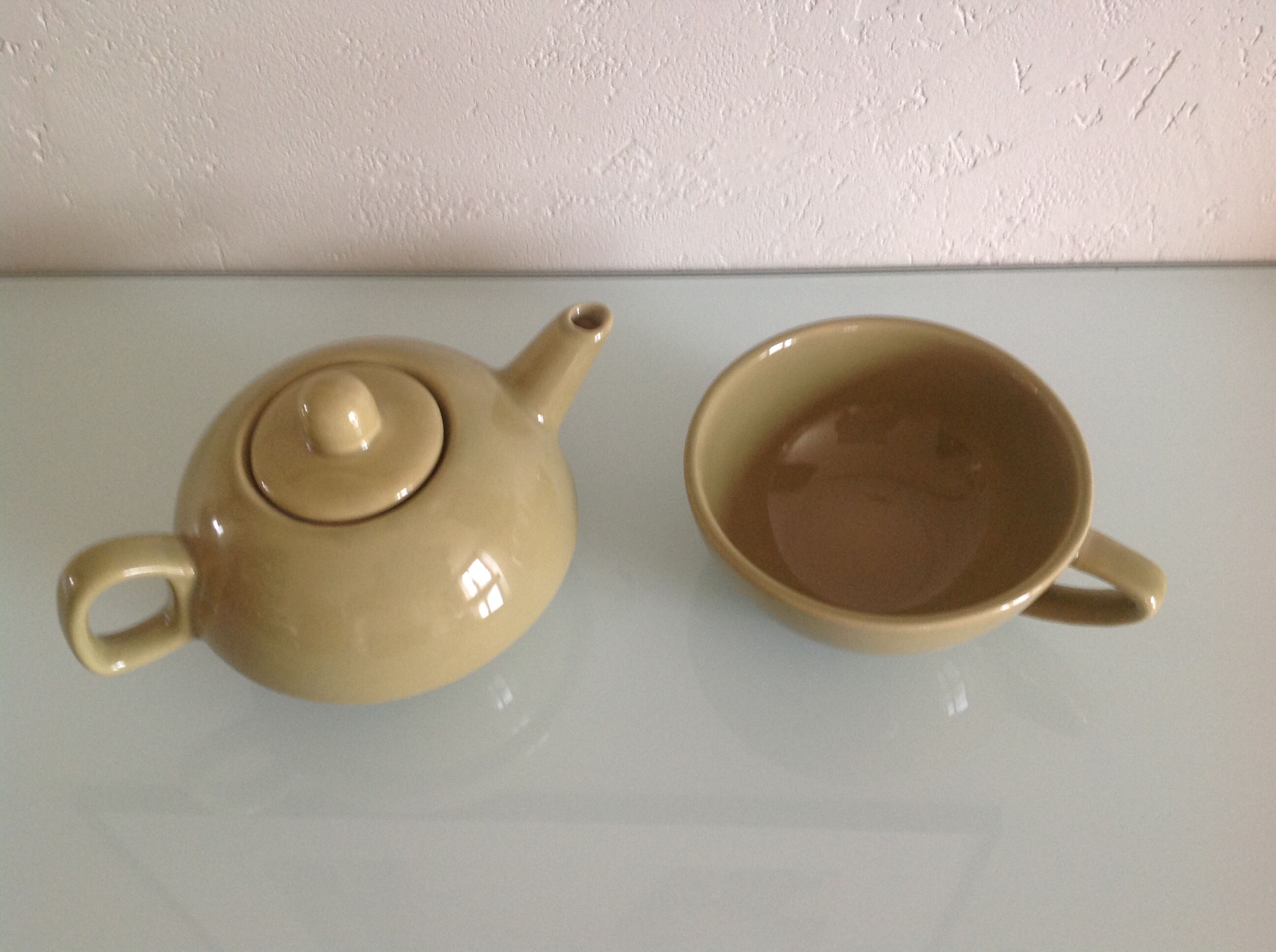 Théière vintage 2 en 1 avec tasse intégrée vert olive