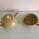 Théière vintage 2 en 1 avec tasse intégrée vert olive