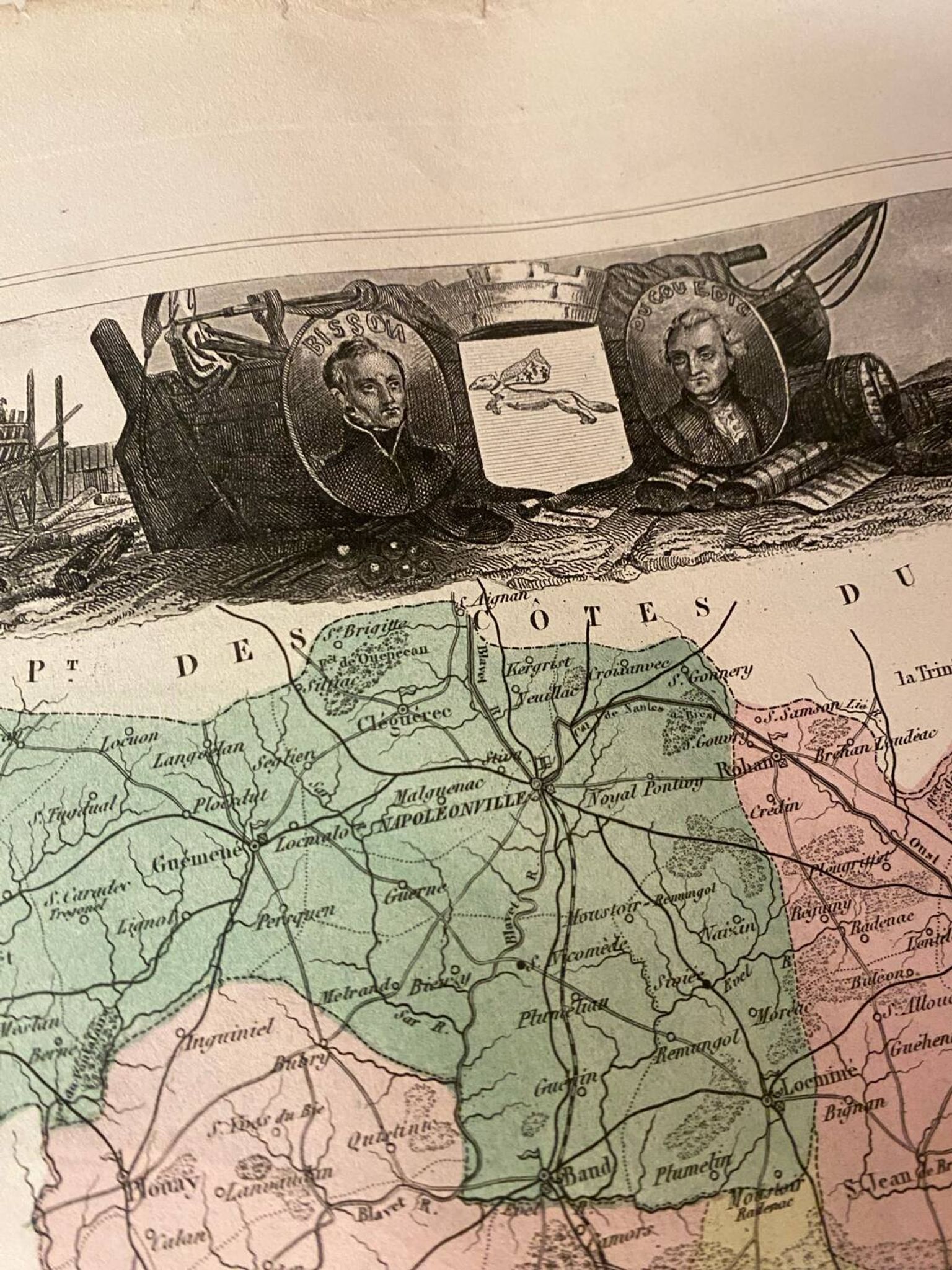 Old illustrated map of Morbihan.