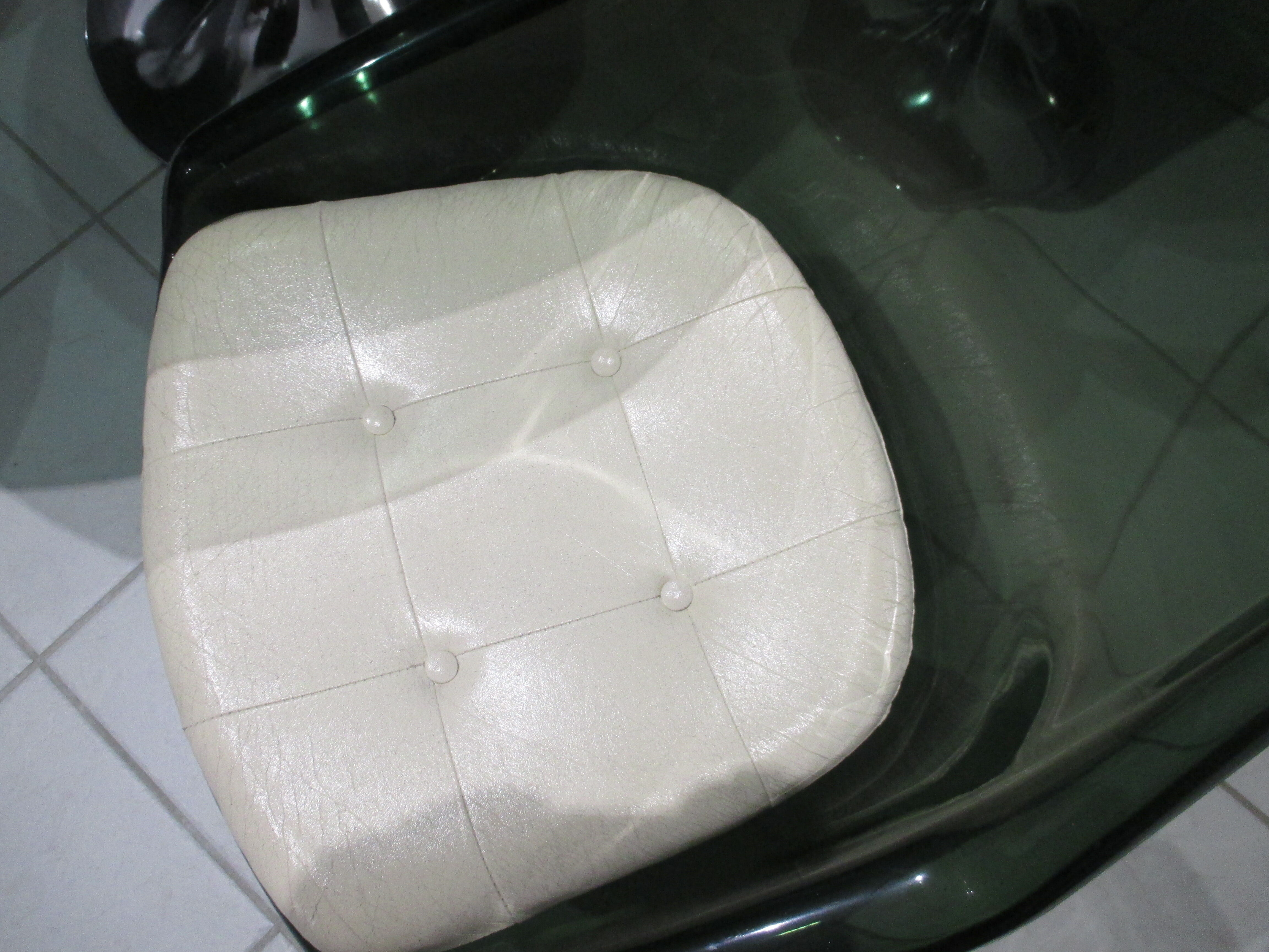Ensemble table et 6 chaises tulipe Roche Bobois 1970