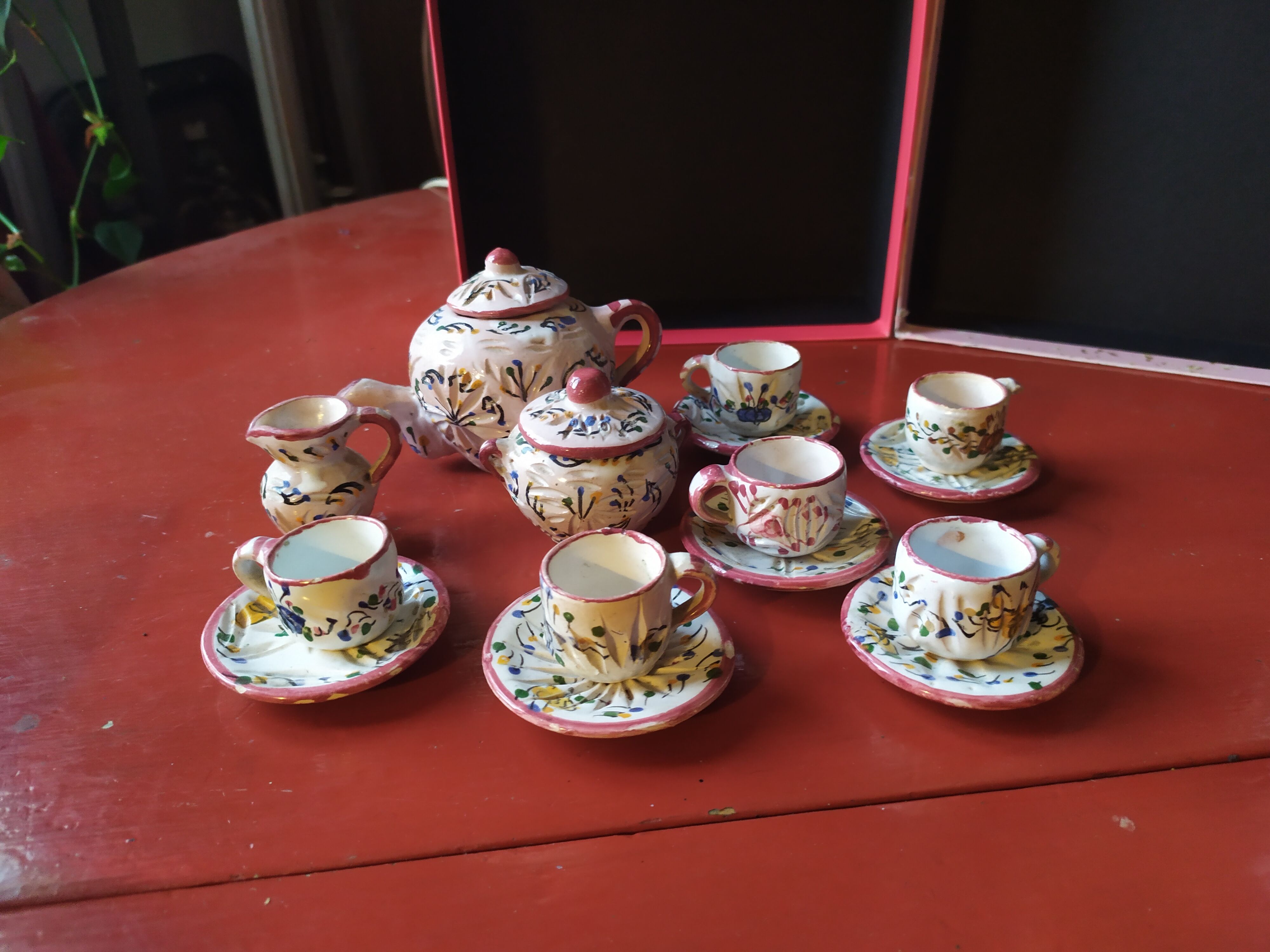 Earthenware dinner set