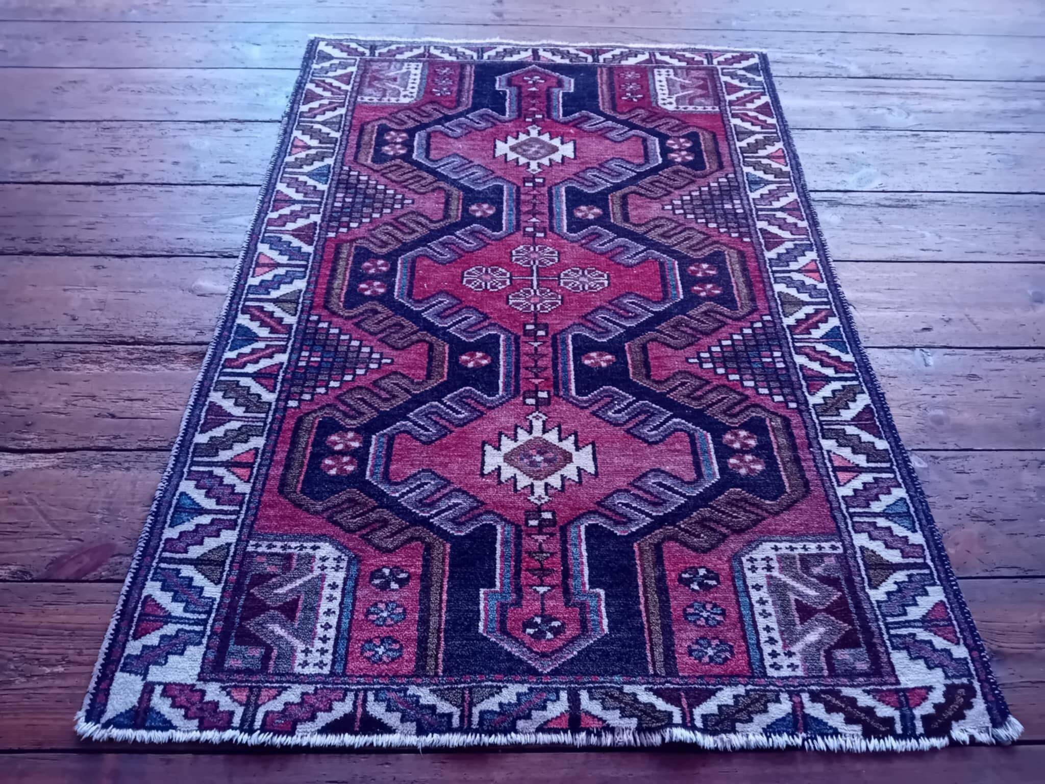 Tapis Persan Hamadan fait main 147x100cm