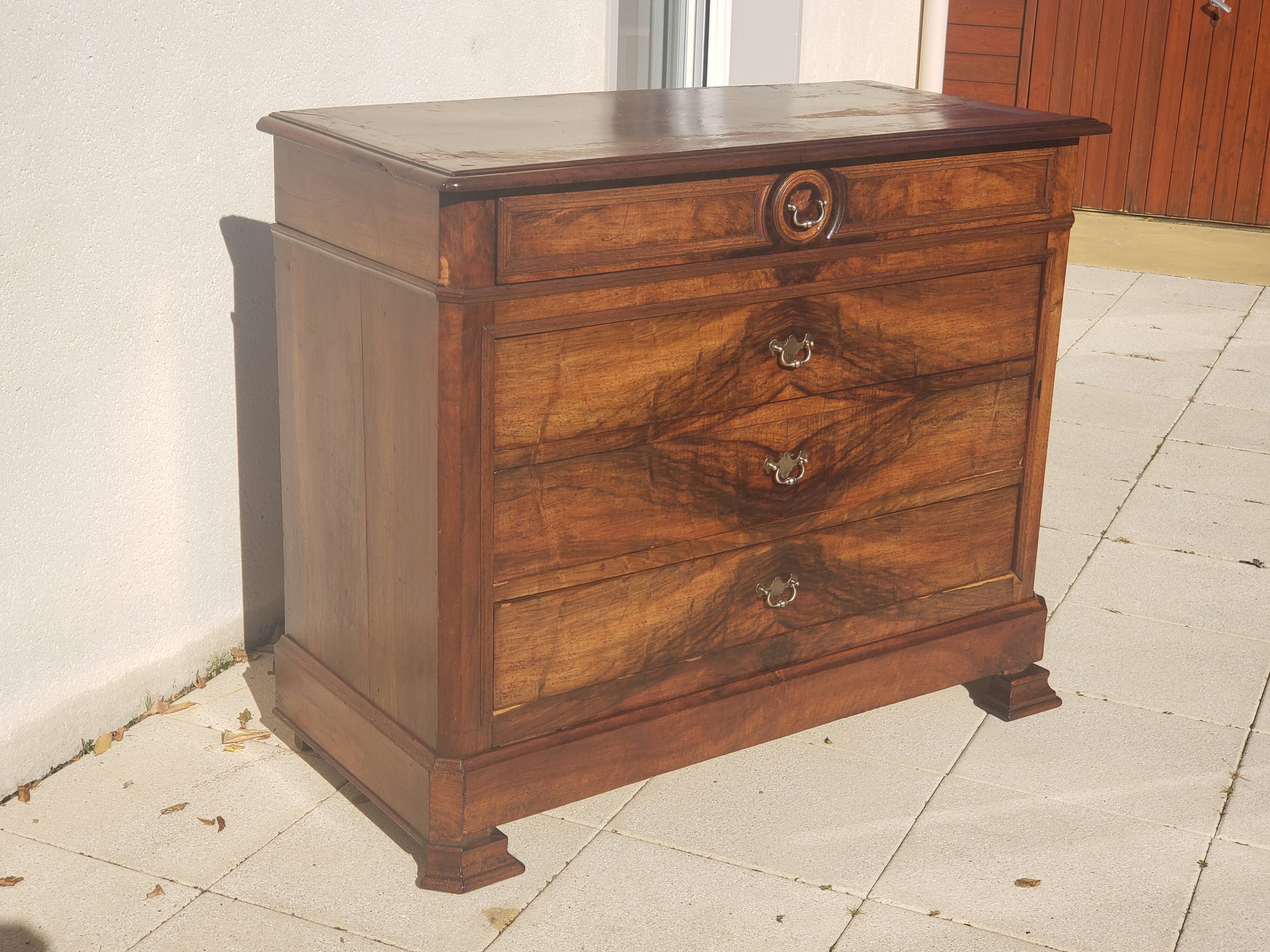 Antique Louis Philippe walnut chest of drawers