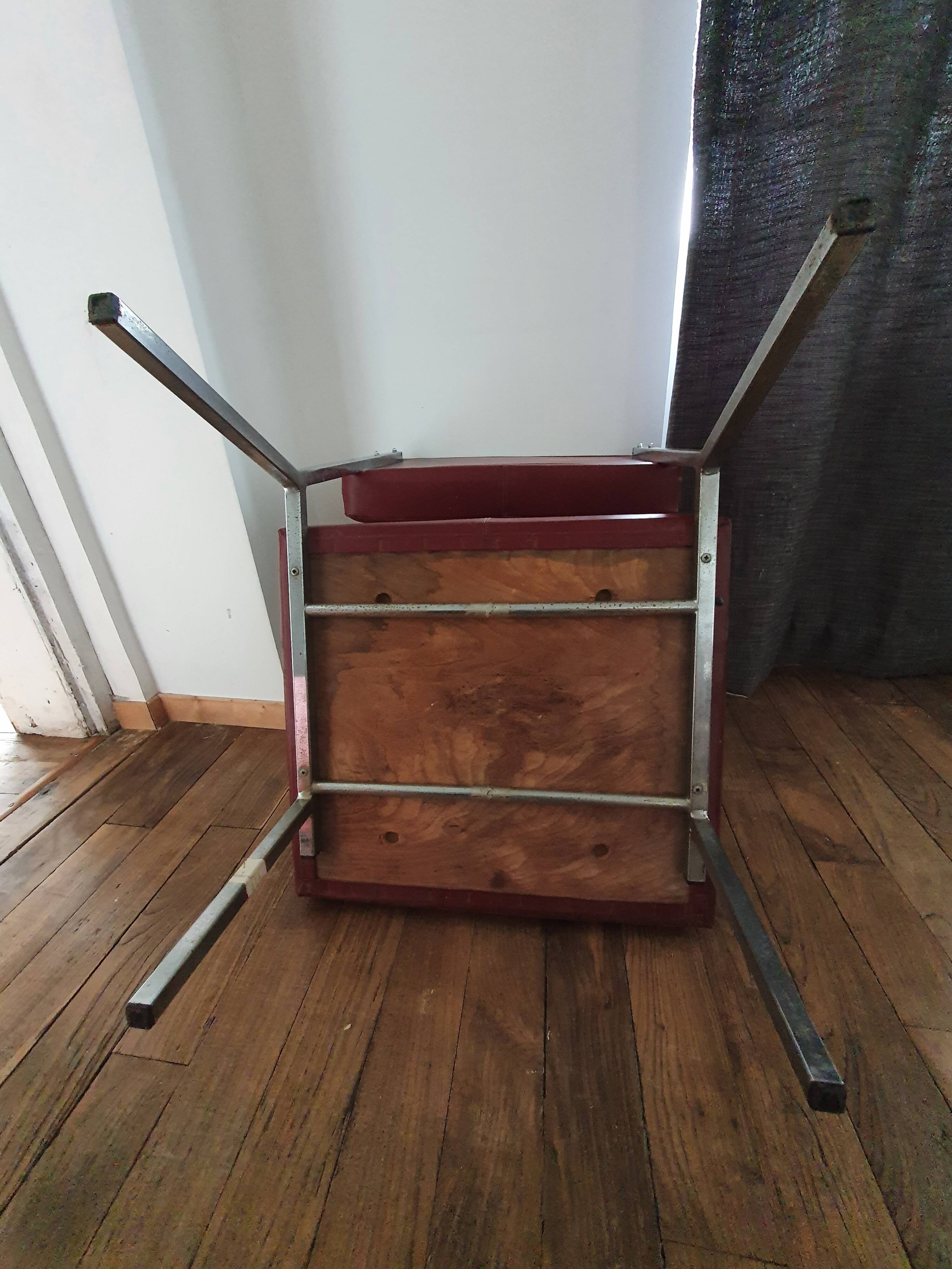 Fauteuil similicuir année 70