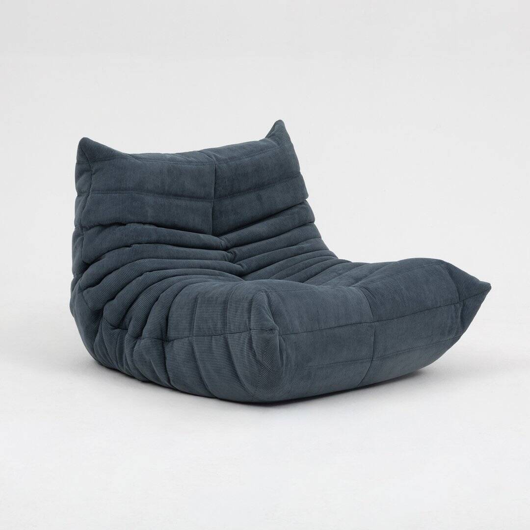Fauteuil Togo et pouf en velours côtelé gris par Michel Ducaroy pour Ligne Roset, 1973