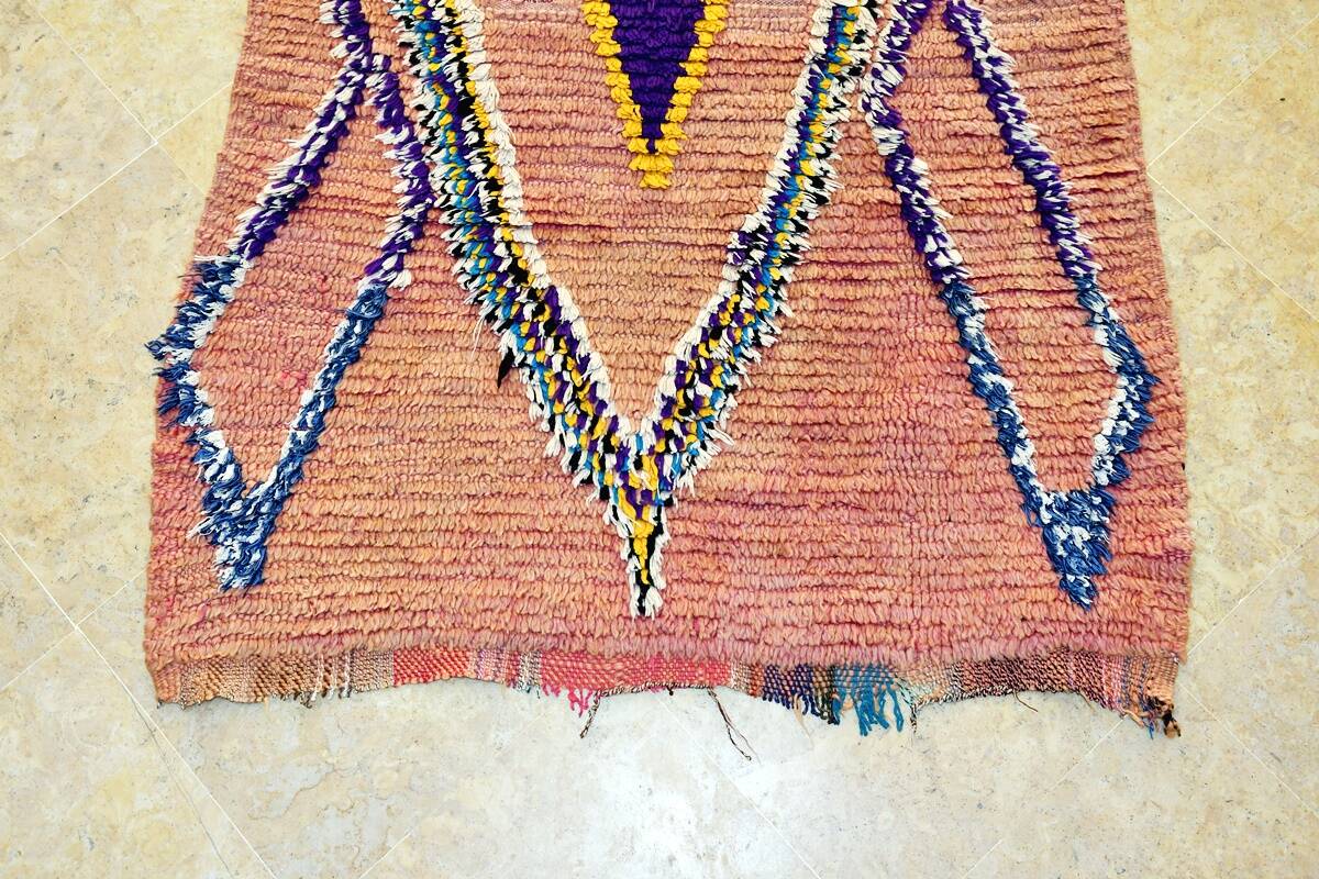 Moroccan Berber carpet hallway Boujaad vintage 320 x 78 cm