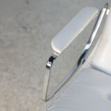 Armchair "Space Age"". Steel and imitation leather. Swivel. France, 70s