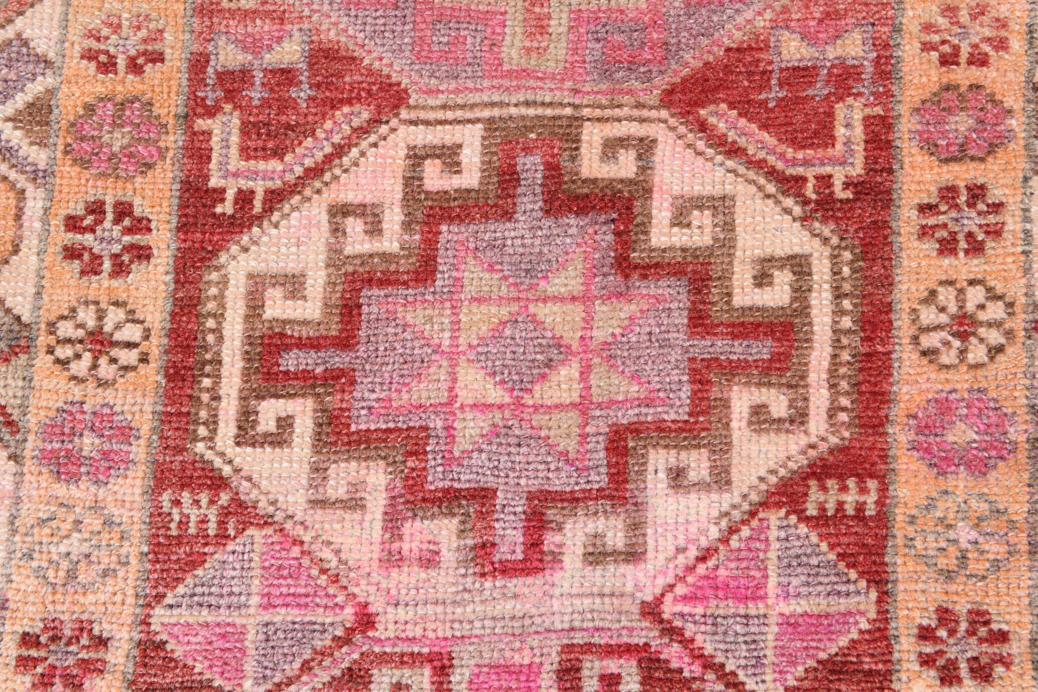 Red & Pink Super Soft Vintage Runner Rug, 91x346Cm