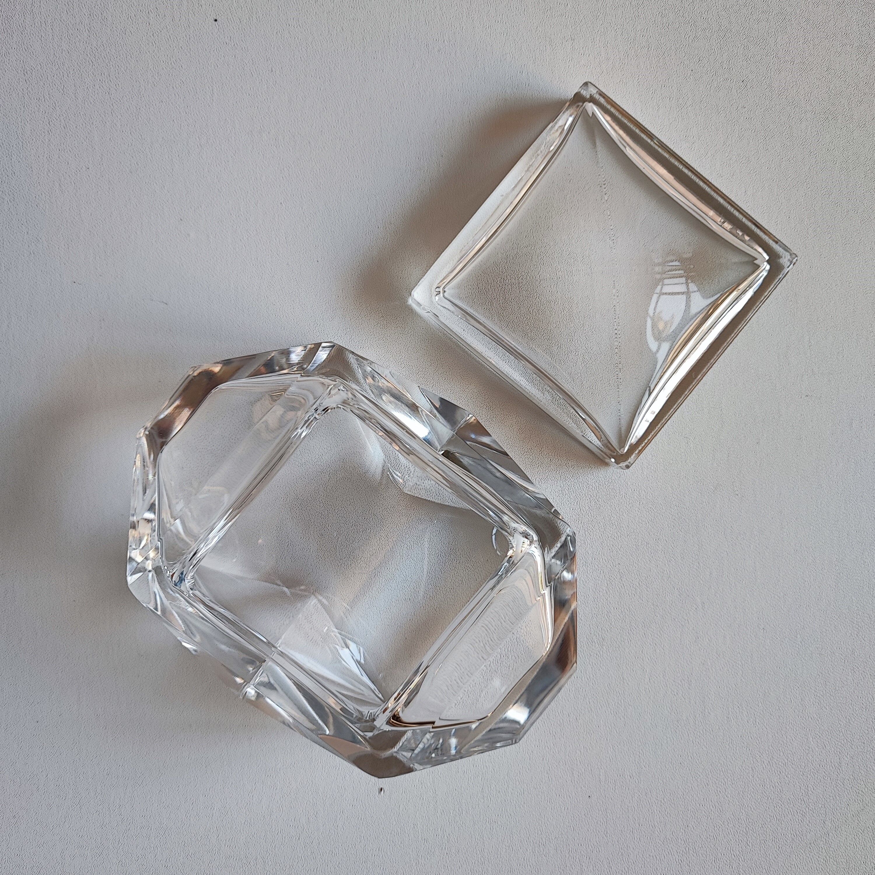 Baccarat crystal box