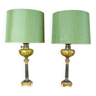 Vintage Pair of Table Lamps in a Classical Style with Decorative Bases and