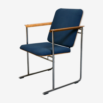 Fauteuil Avarte 472 par Yrjo Kukkapuro