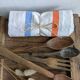 Lot de 4 couverts en bois vintage