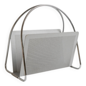 Vintage argent chrome-plated metal magazine rack by Mascagni – perforated, space-age design, Italy 1970s