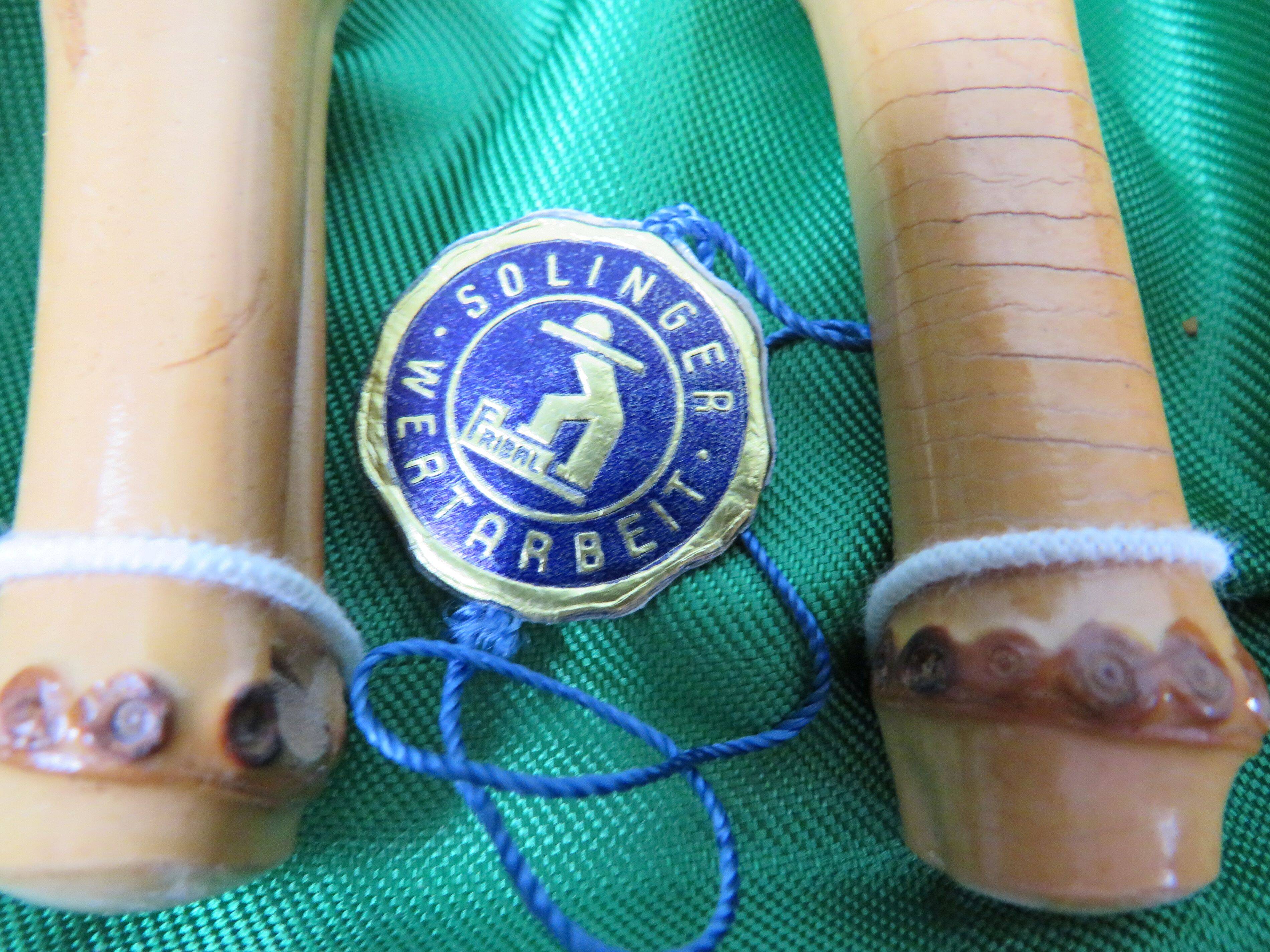 Vintage salad service Solingen in stainless steel and bamboo – Germany