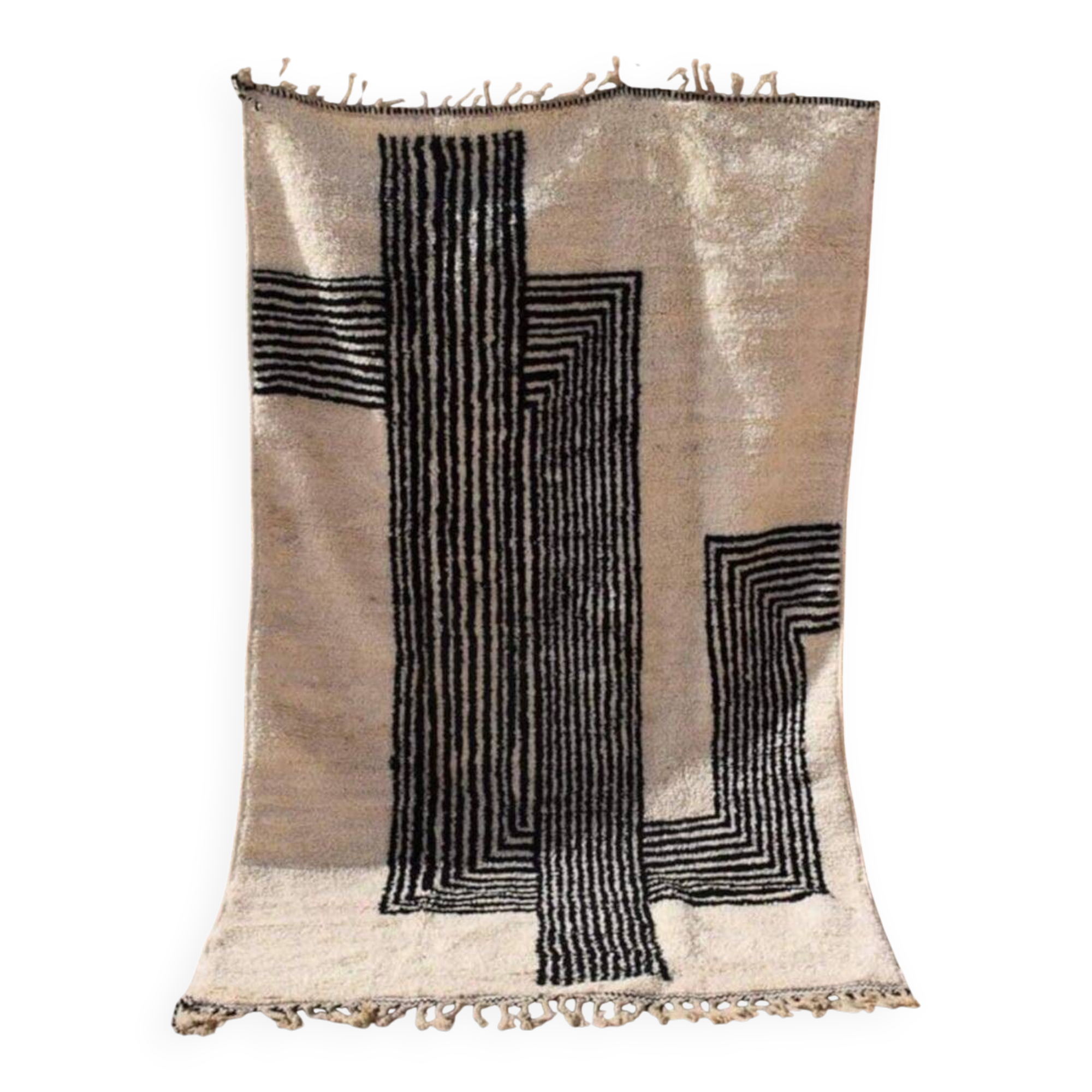 Off-white Moroccan rug with geometric patterns, 300cm x 150cm