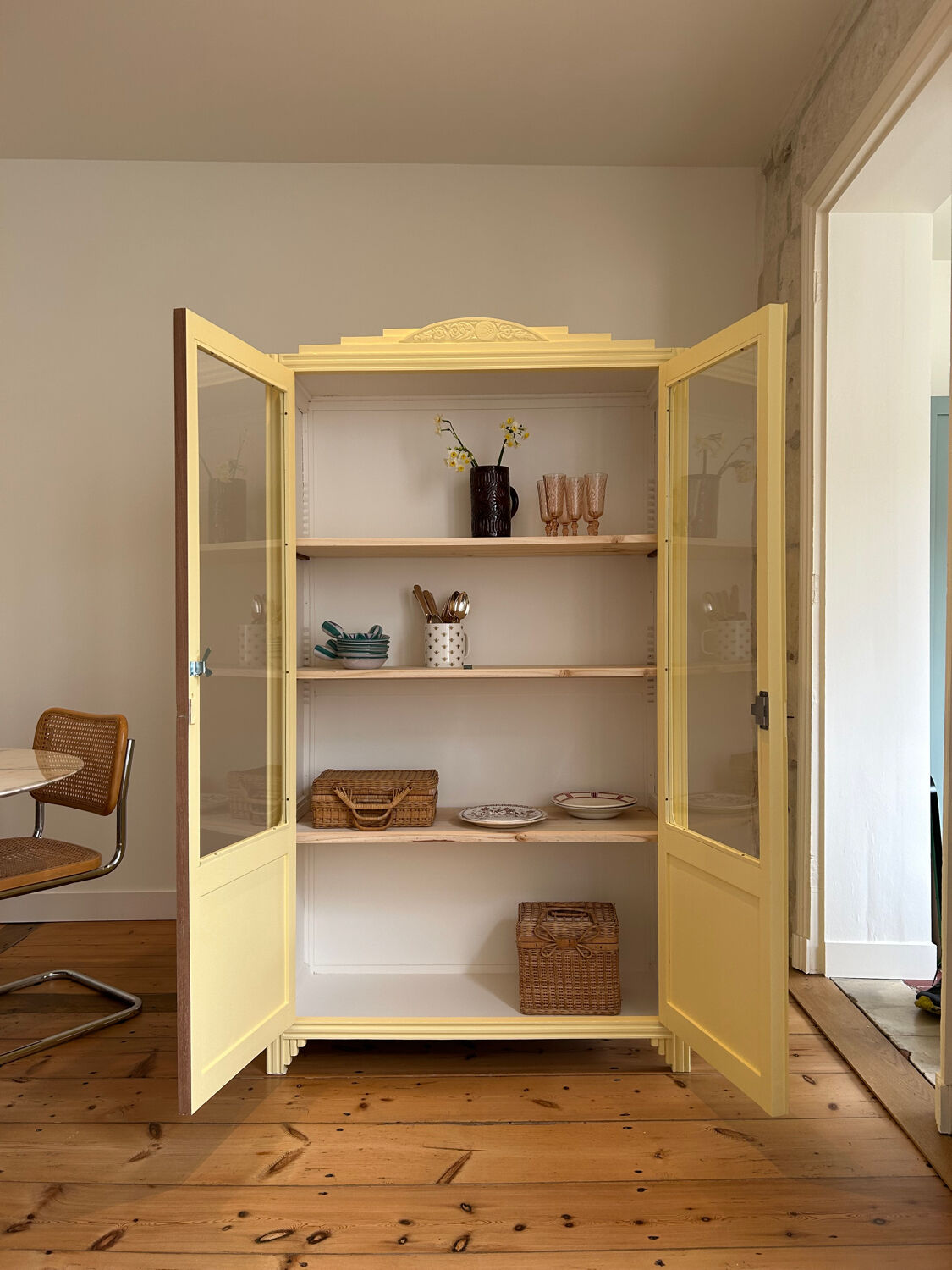 Art Deco glass cabinet (renovated)