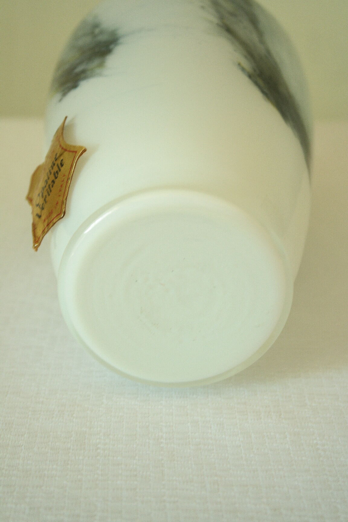 Genuine vintage Opaline vase from the Tuscan Crystal Factory, Italy.