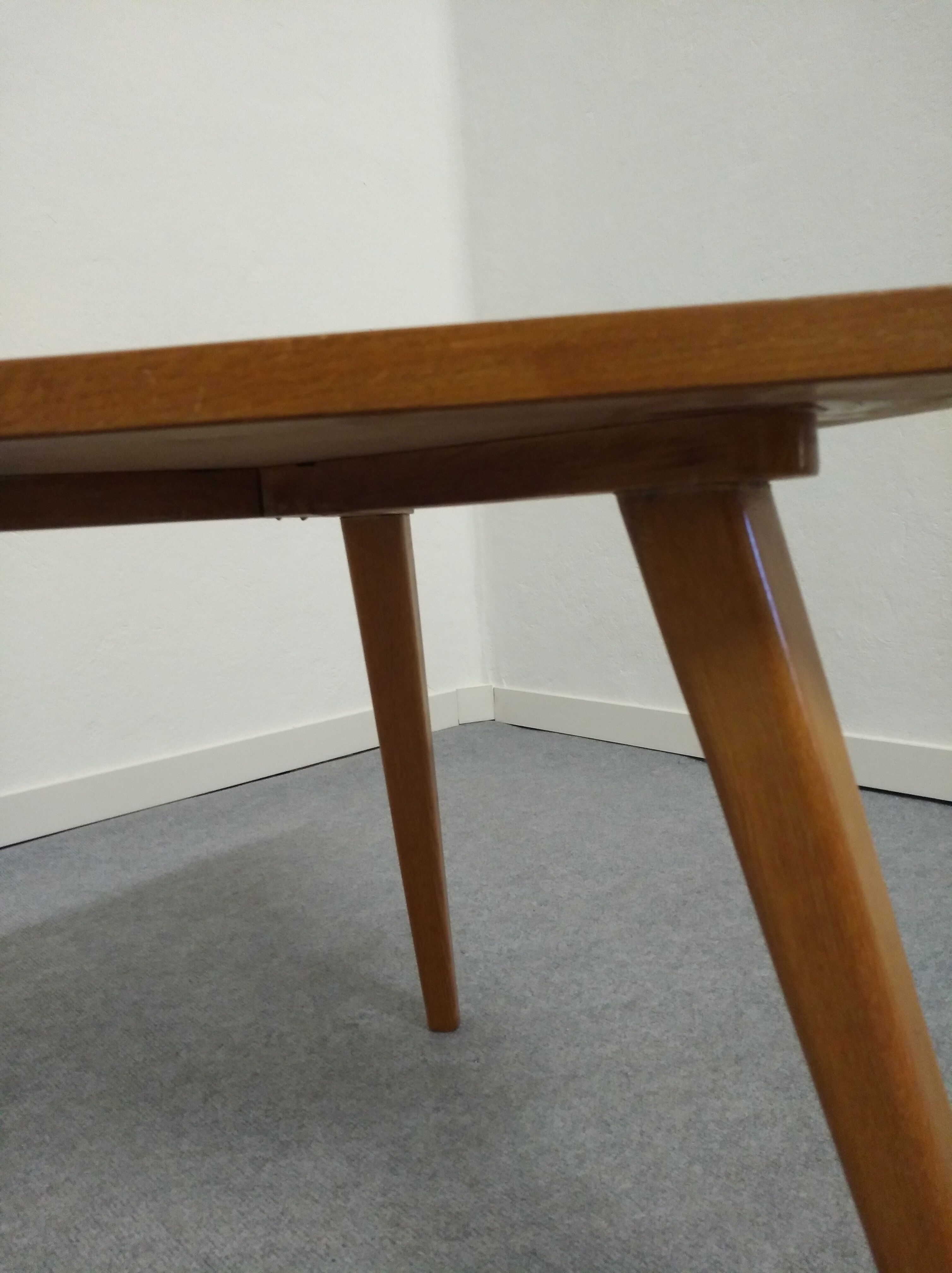 Healing tripode of the 60s