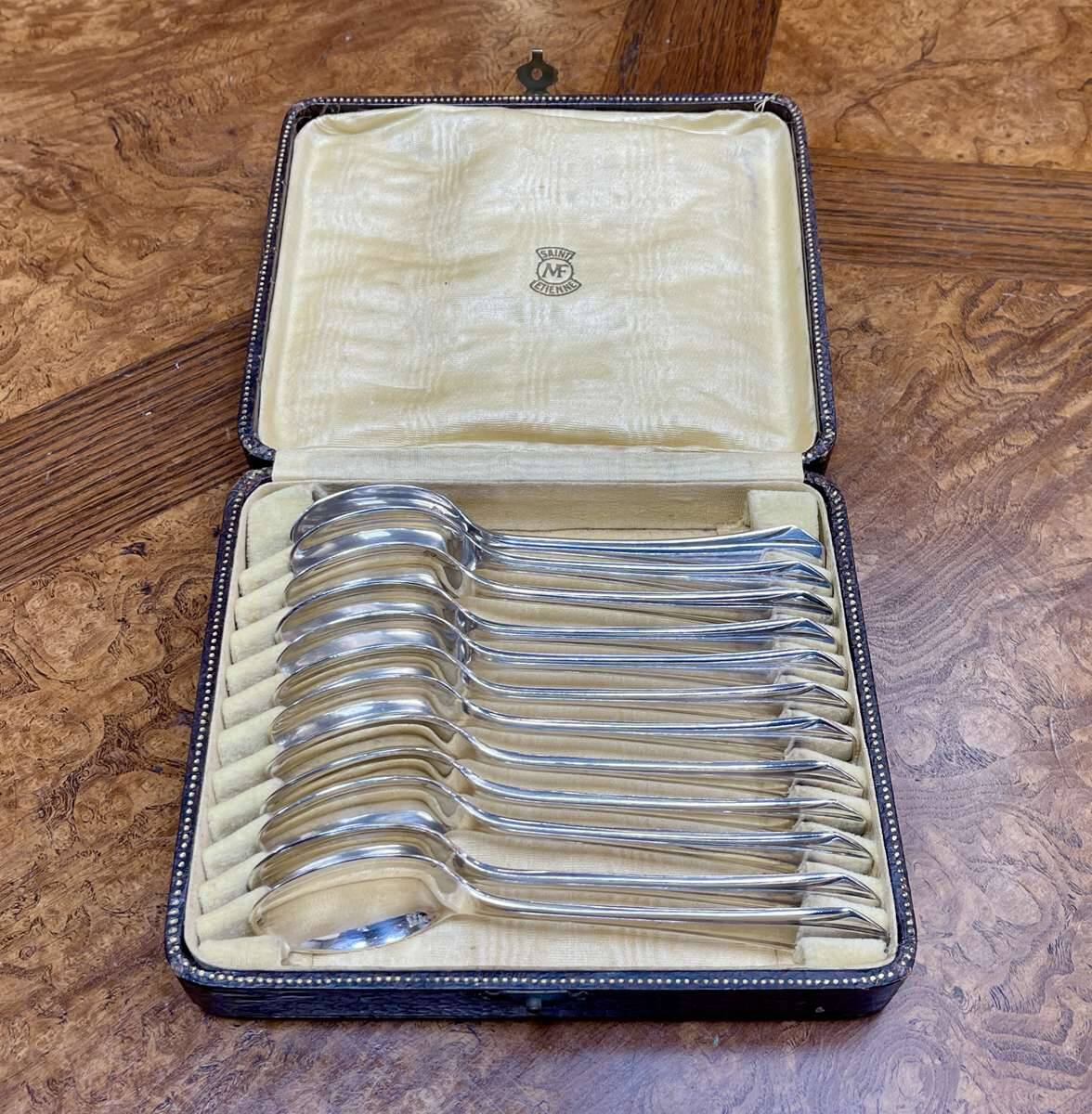 Set of 12 small silver-plated Art Deco style spoons