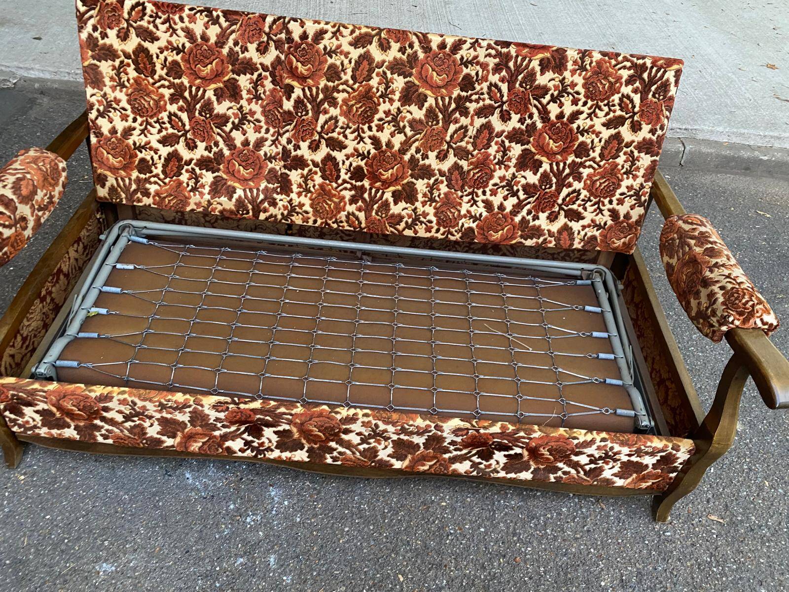 Vintage 70s 3-seater convertible sofa in floral velvet Méral France 1970