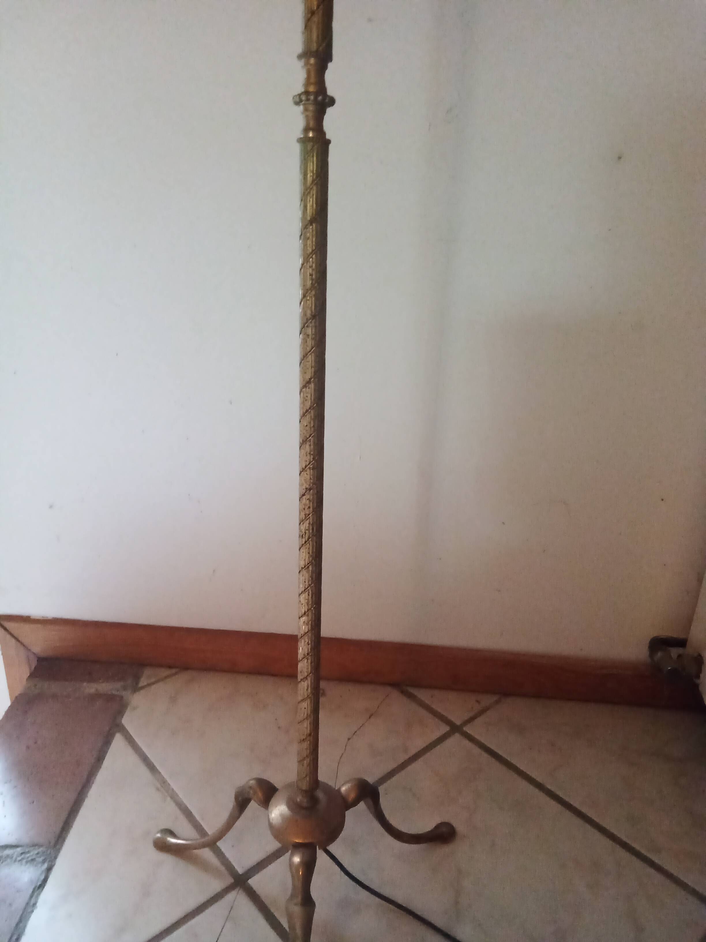 Vintage 50s tripod floor lamp in gold-plated brass